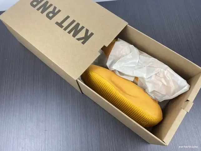 Adidas Sulfur GW5353 RNR Yeezy Knit 0506